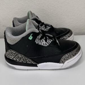 Air Jordan 3 Retro Shoes Green Glow Black Grey Kids Toddler Size 9C Sneakers
